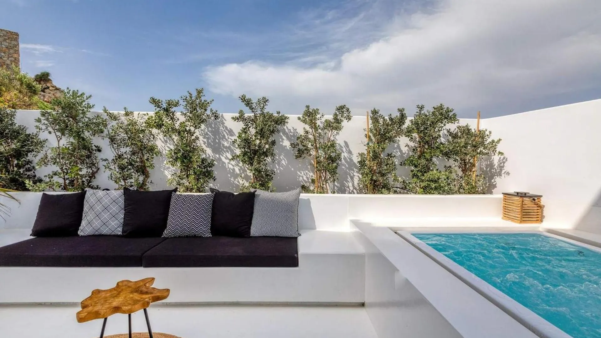Phenomenal Mykonos Villa 6 Bedrooms Villa Paradise View Panoramic Sea Views Private Infinity Pool Psarou Beach