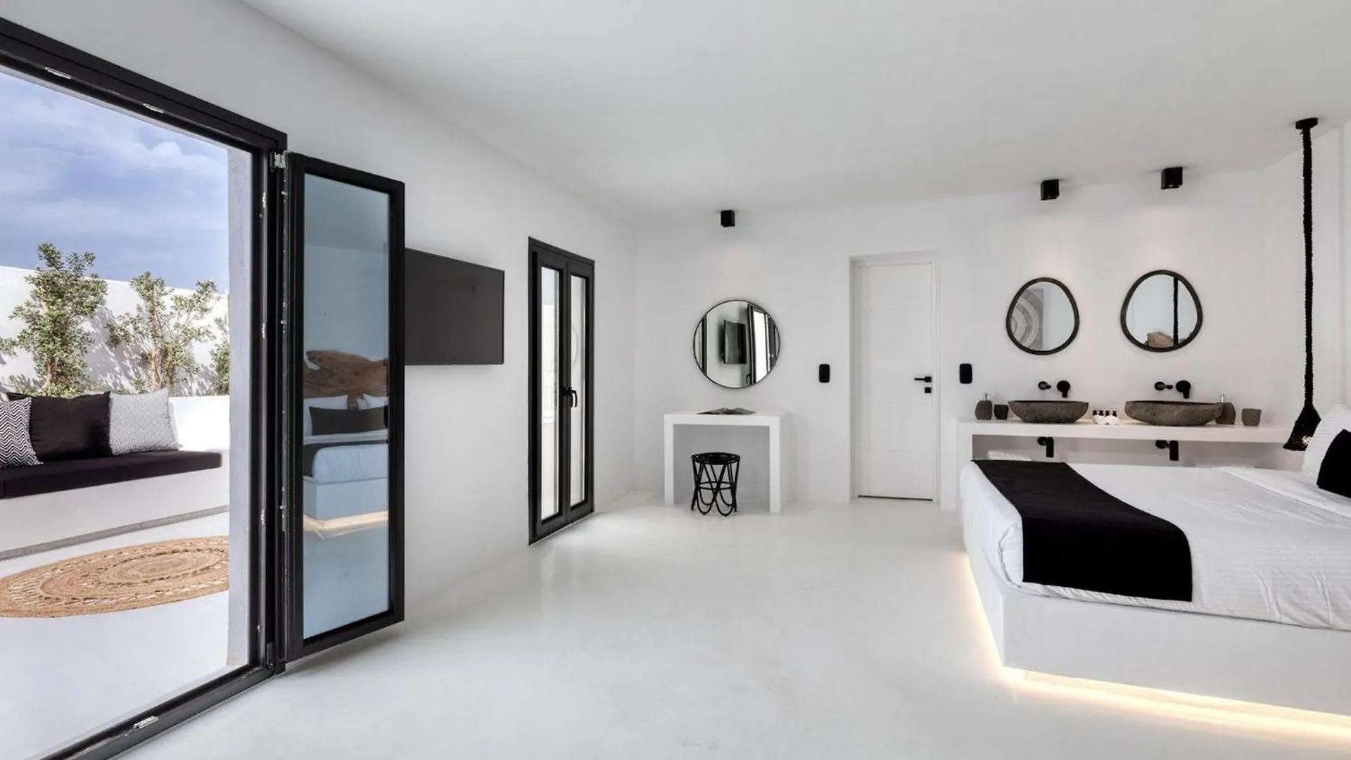 Phenomenal Mykonos Villa 6 Bedrooms Villa Paradise View Panoramic Sea Views Private Infinity Pool Psarou Beach